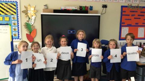 Counting in French up to 4.